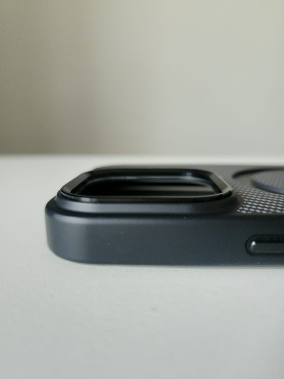funda símil fibra de carbono con anillo magsafe y soporte funda símil fibra de carbono con anillo magsafe y soporte