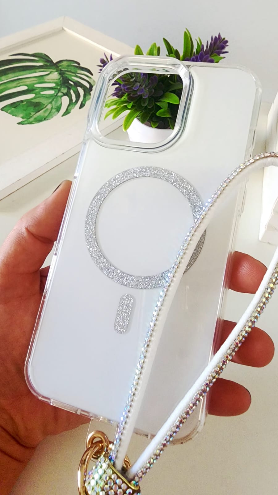 kit funda con magsafe y correa colgante brillosa kit funda con magsafe y correa colgante brillosa